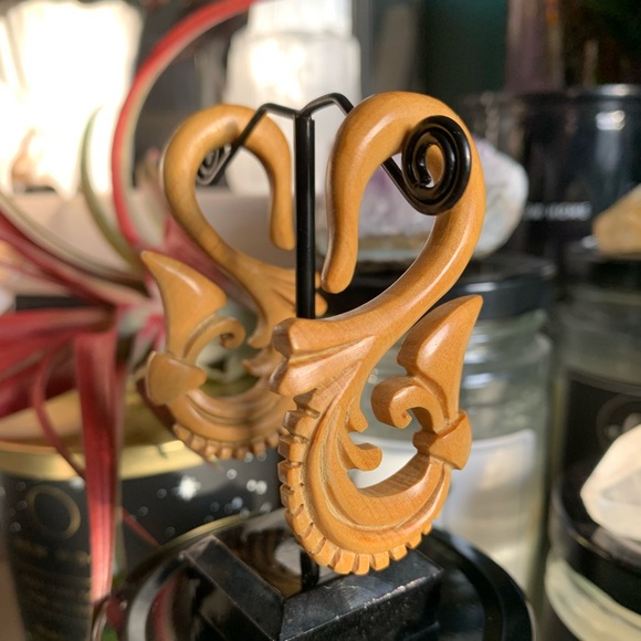 Abaraka Jewelry - Abaraka 2g hand carved tewel wood “Flourish” hanging earrings